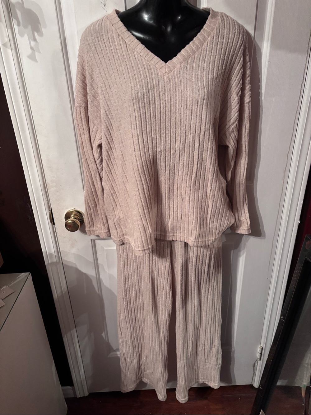 Cozy Ribbed V-Neck Lounge Set in Tan